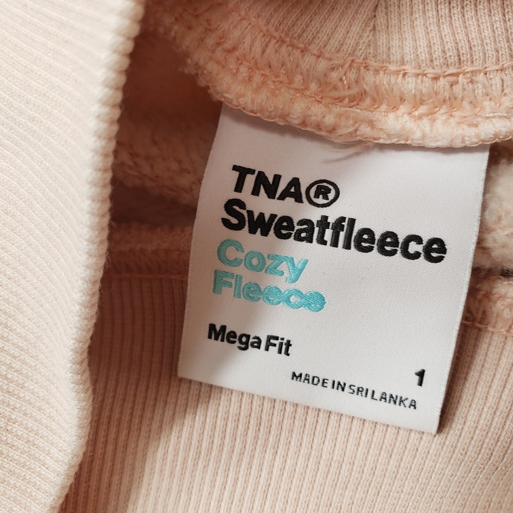 Aritzia Tna Cozy Fleece Size 1 Small Boyfriend Crew Sweatshirt Pale Pink Slouchy - Picture 5 of 9
